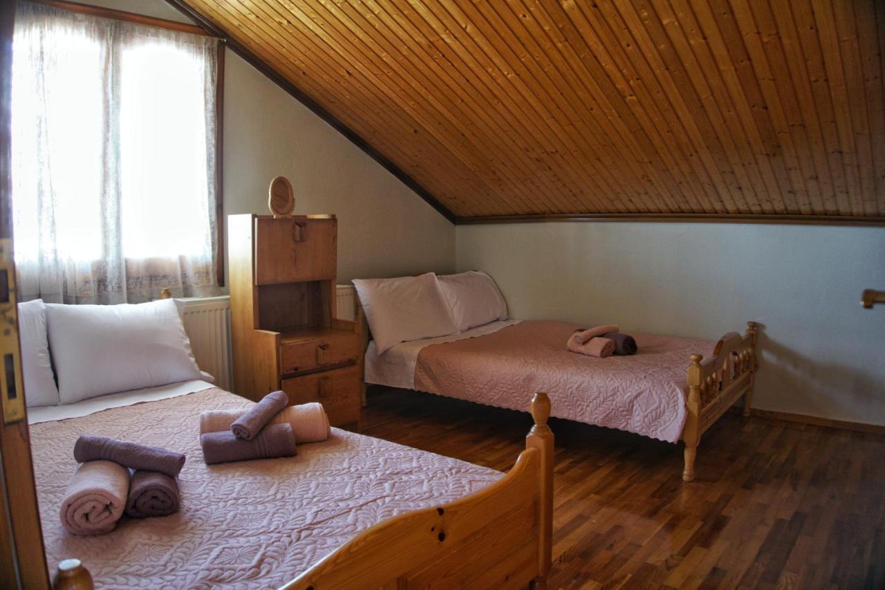 Apartment Wooden Sofita House With Unlimited View